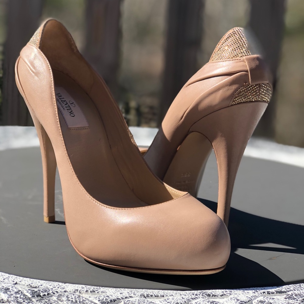 Valentino nude leather heel pump 8.5